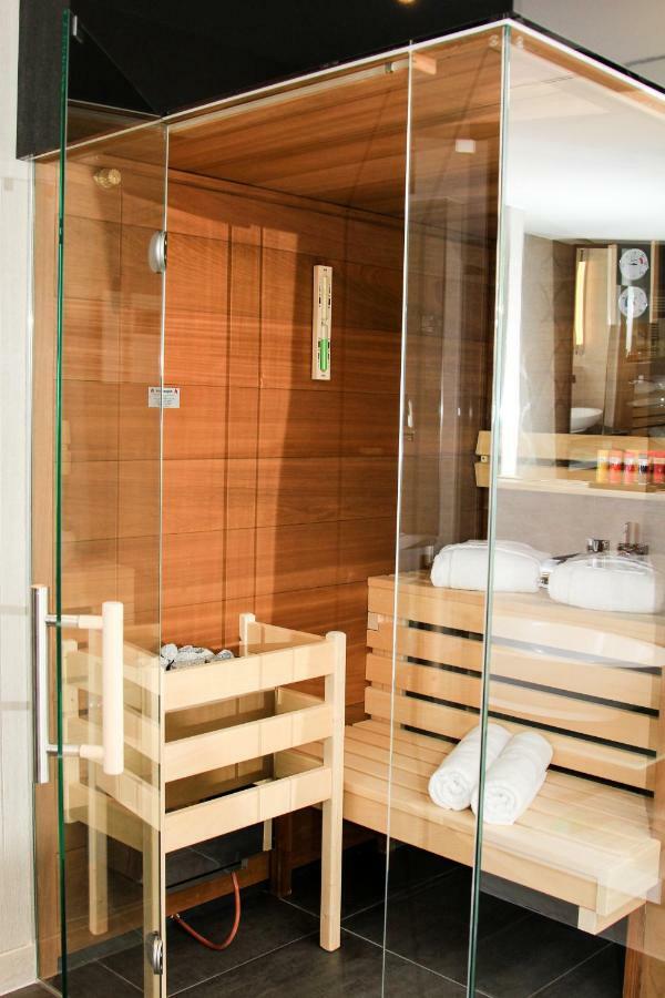 Hotel Wemperhardt Dış mekan fotoğraf